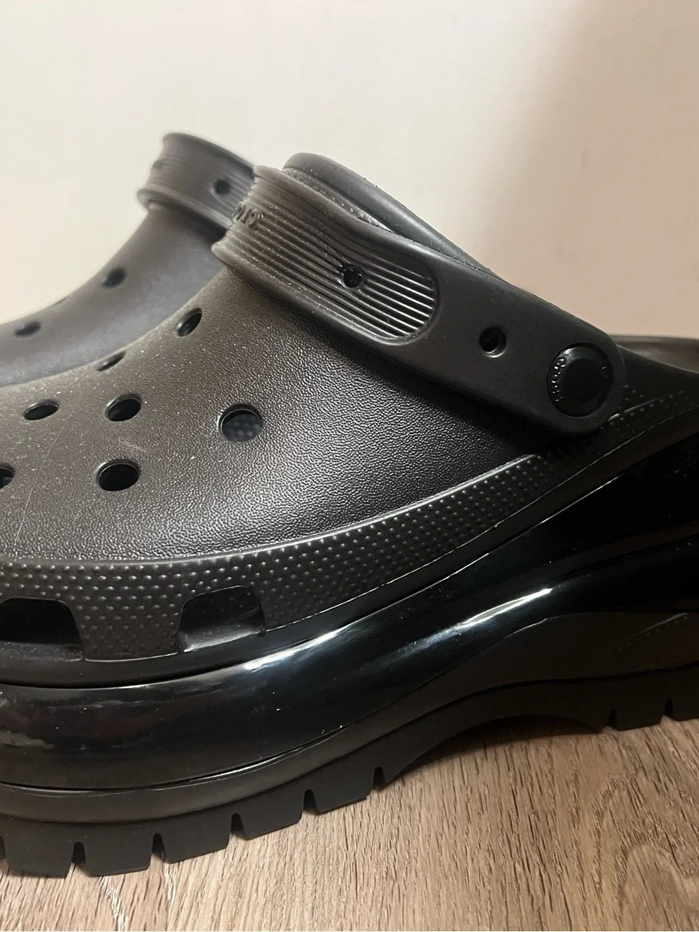 NWOT platform crocs - Picture 1 of 6